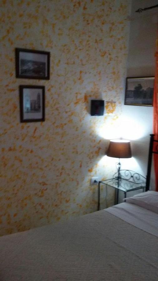 Il Bouganville Ористано Экстерьер фото